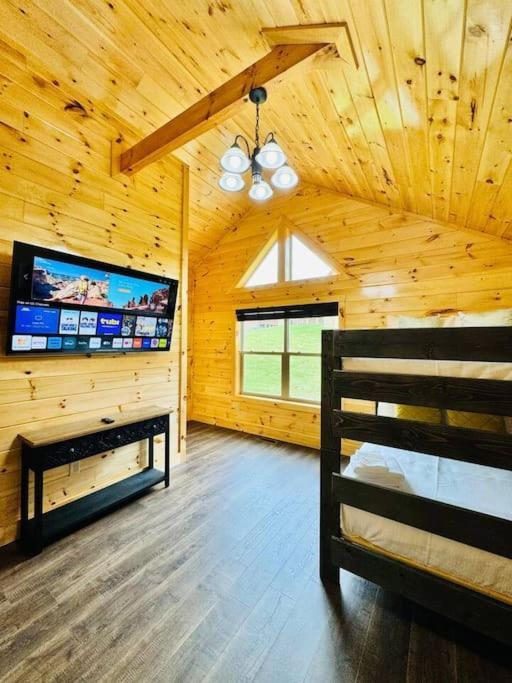 New! Indoor Pool/Ps 5/Hot Tub/Parkway Villa Pigeon Forge Eksteriør billede