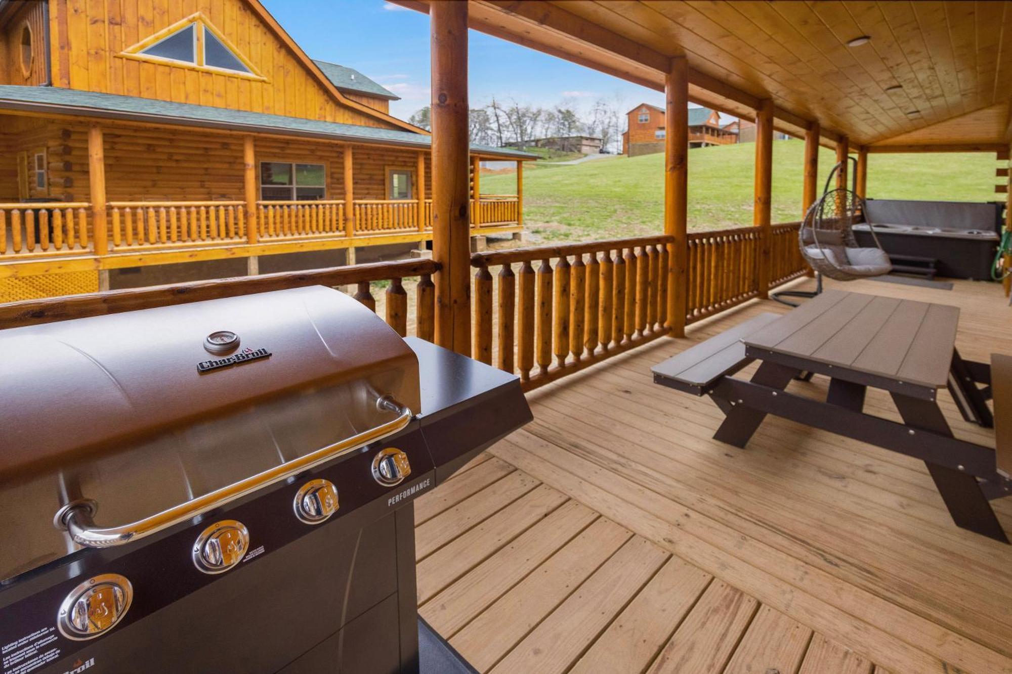 New! Indoor Pool/Ps 5/Hot Tub/Parkway Villa Pigeon Forge Eksteriør billede